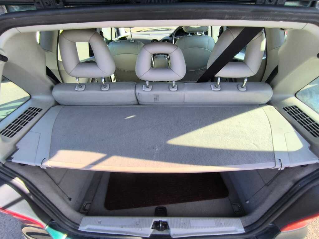 Mercedes-Benz A Class 1.4 A140 Elegance Lwb Hatchback Silver #28