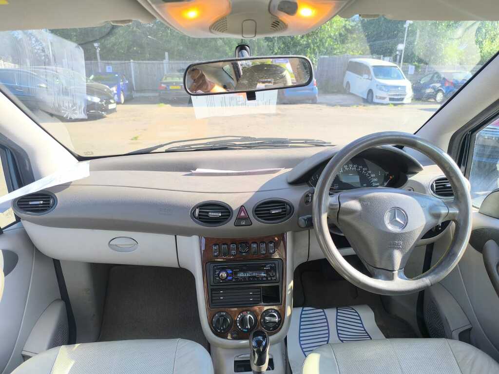 Mercedes-Benz A Class 1.4 A140 Elegance Lwb Hatchback Silver #15