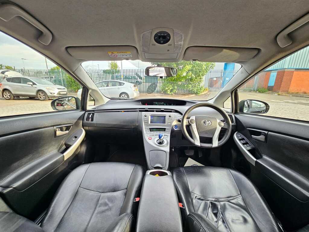 Toyota Prius 1.8 Vvt-h Excel Cvt Euro 6 Ss White #13