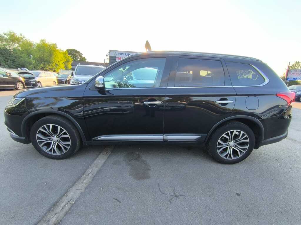 Mitsubishi Outlander H 12Kwh 4H Suv Plug-in Hybrid Cvt 4Wd E Black #7