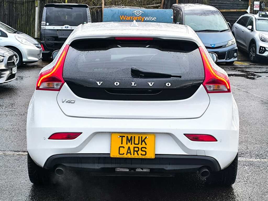 Volvo V40 Reserve For 99...D2 R-design Black #8