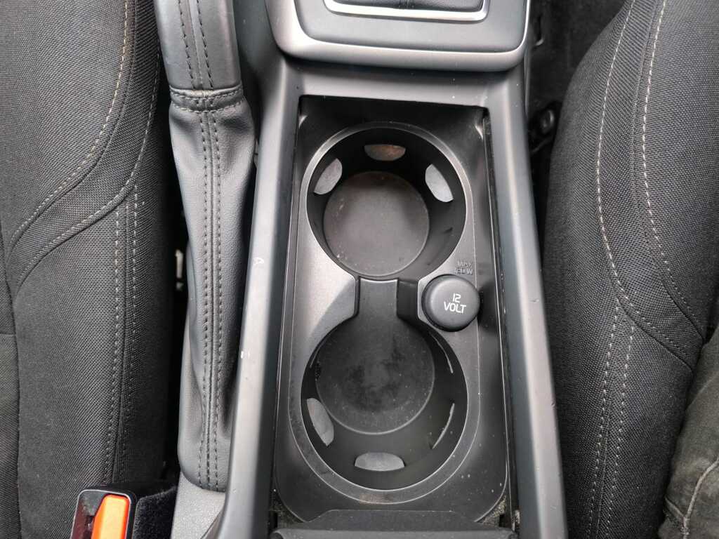 Volvo V40 Reserve For 99...D2 R-design Black #20