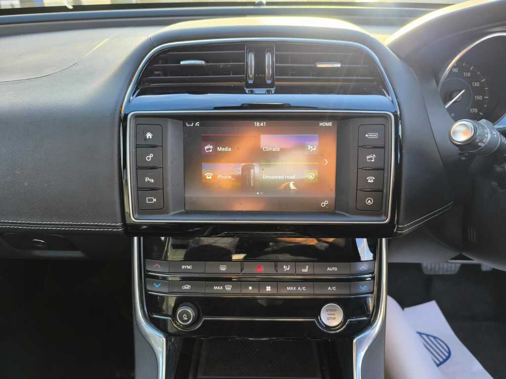 Jaguar XE Saloon Silver #22