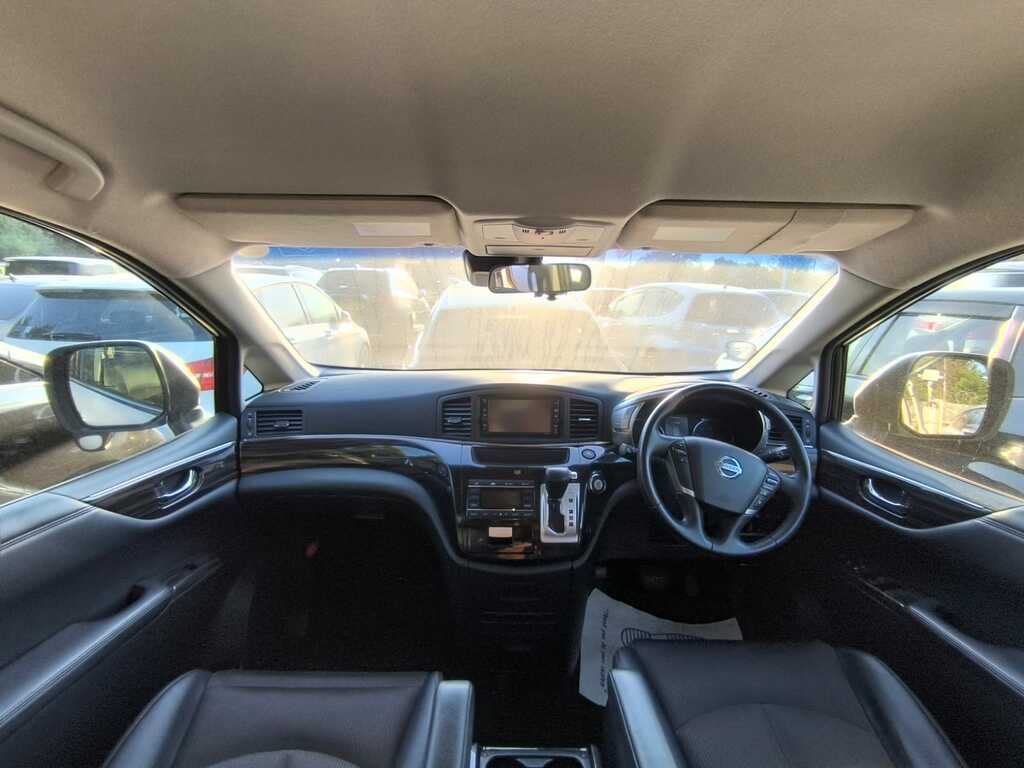 Nissan Elgrand Mpv Silver #7