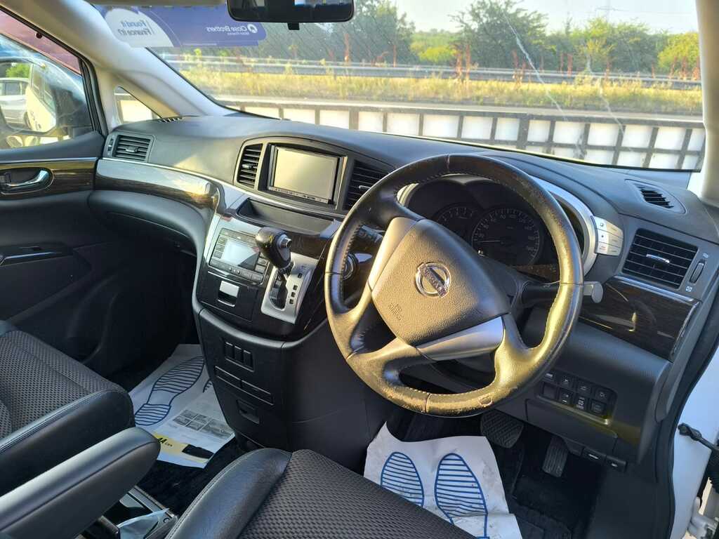 Nissan Elgrand 3.5 201060 7 Seats 4Wd Mpv White #4