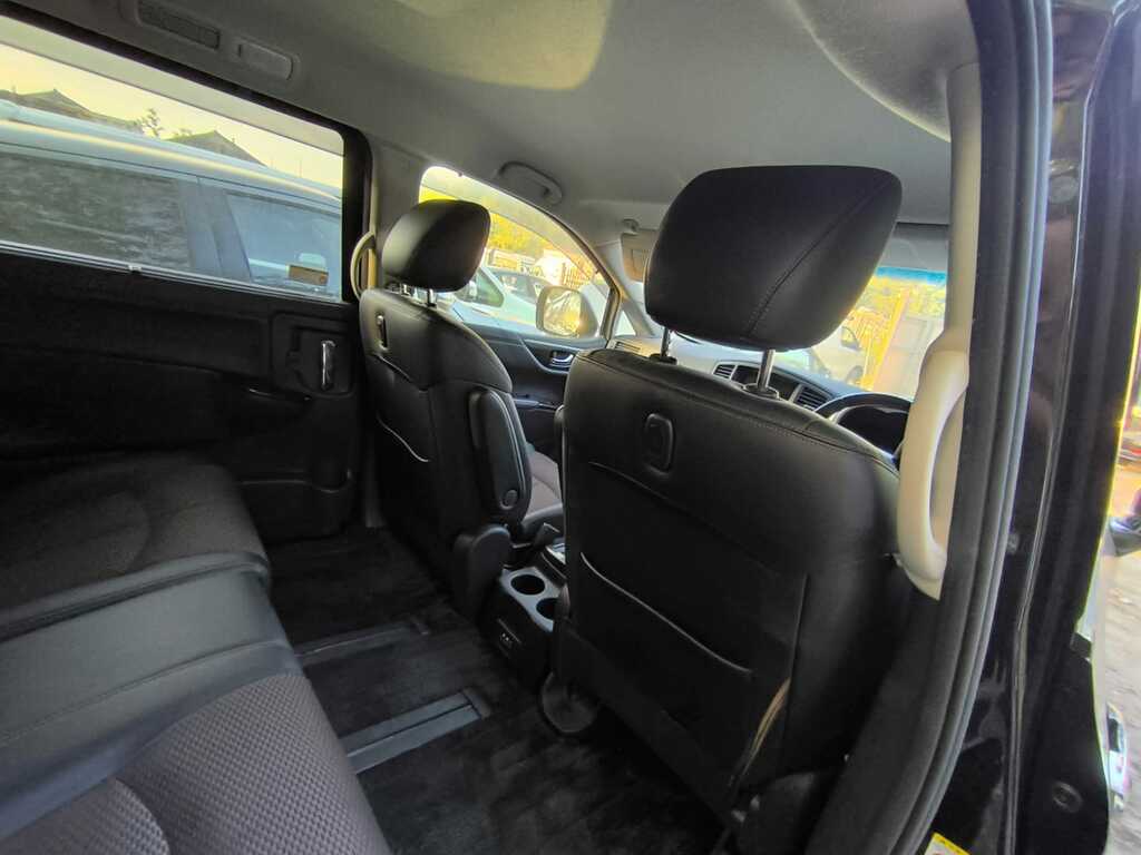 Nissan Elgrand 2.5 201313 8 Seats Urban Ch Black #5