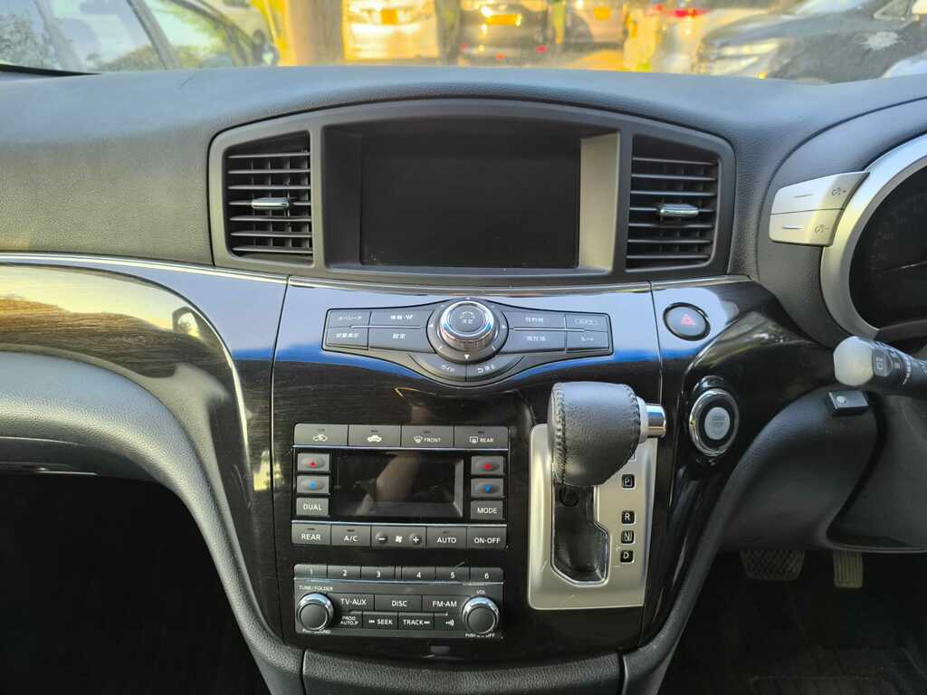Nissan Elgrand 3.5 Grey #8
