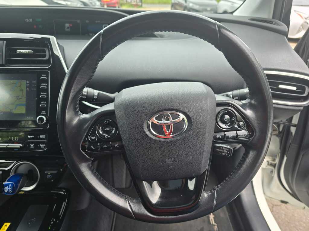 Toyota Prius Excel Red #15