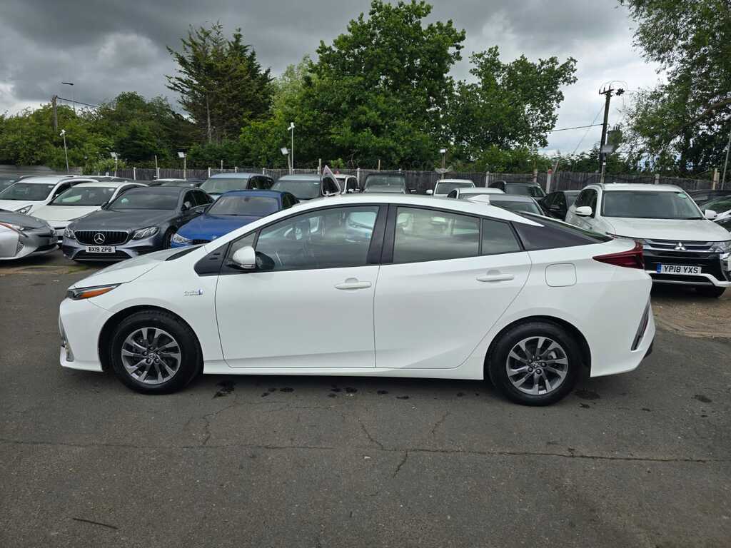 Toyota Prius 1.8 Hybrid 202020 Vvti Active 5 Seats Ulez F White #6