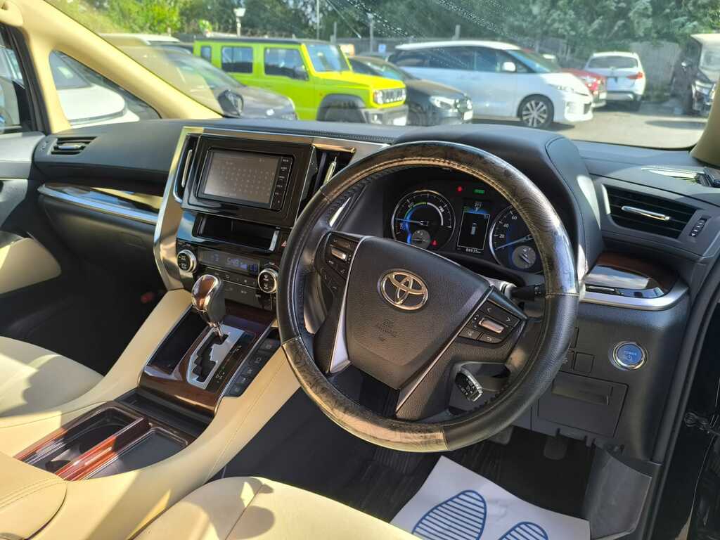Toyota Alphard 2.4 V Luxury Motor Home Grey #10
