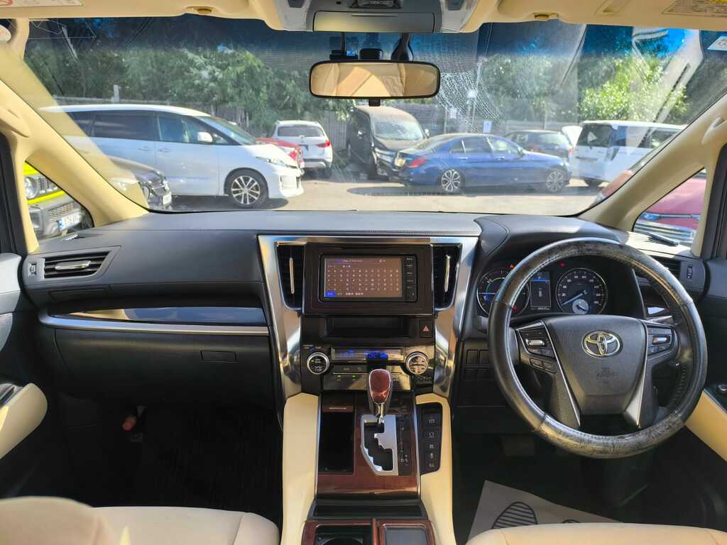 Toyota Alphard 2.4 V Luxury Motor Home Grey #15