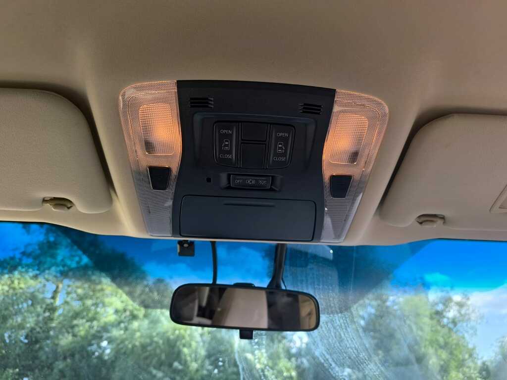 Toyota Alphard 2.4 V Luxury Motor Home Grey #28
