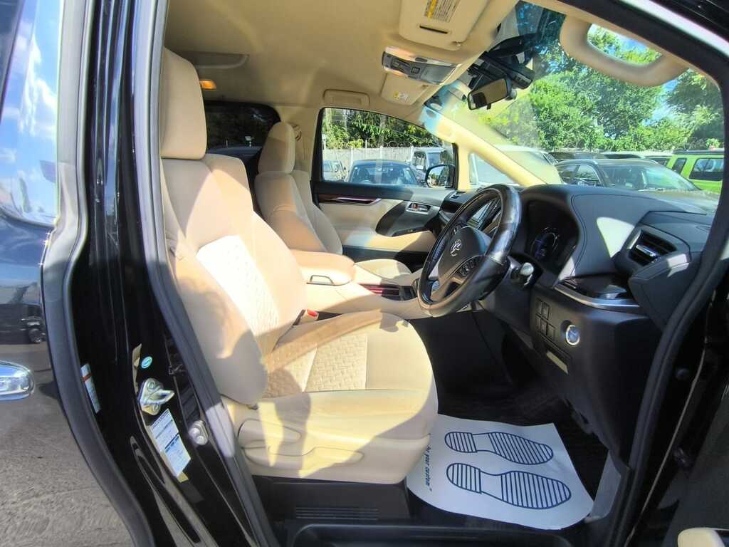 Toyota Alphard 2.4 V Luxury Motor Home Grey #9