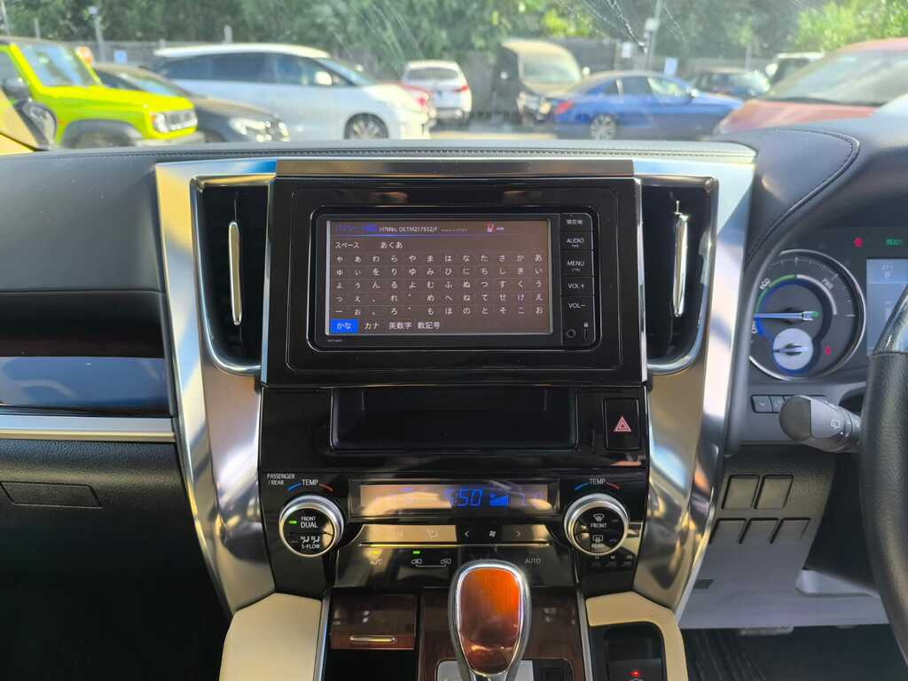 Toyota Alphard 2.4 V Luxury Motor Home Grey #18