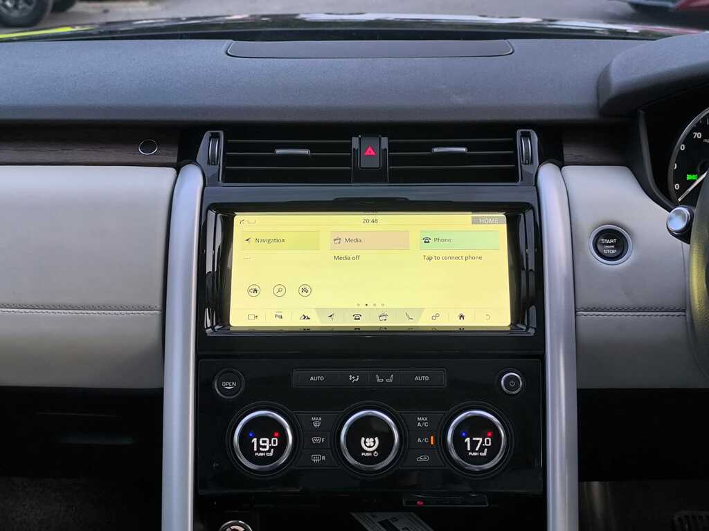 Land Rover Discovery 2017 17 3.0 #17