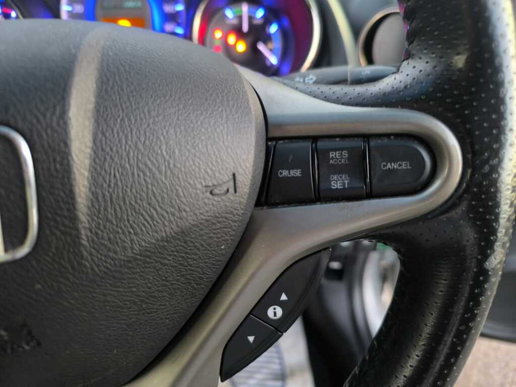 Honda Jazz 1.2 I-vtec S Red #20