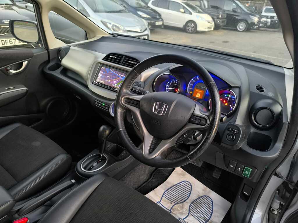 Honda Jazz 1.2 I-vtec S Red #10