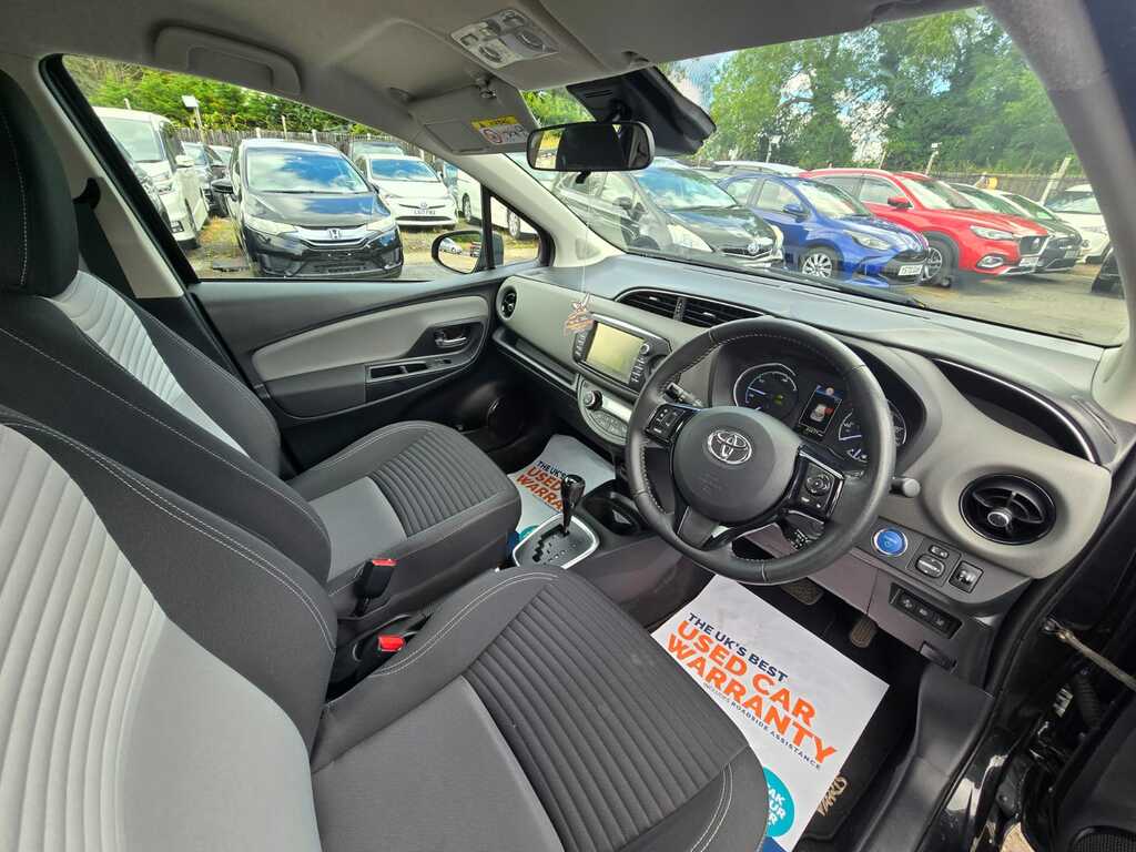 Toyota Yaris Blue #20