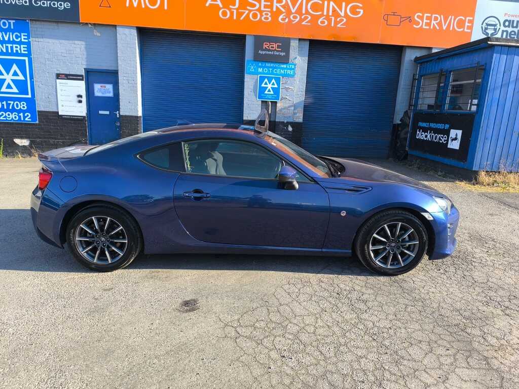 Toyota GT86 2.0 4 Seat Ulez Free Fresh Import Fina Blue #5
