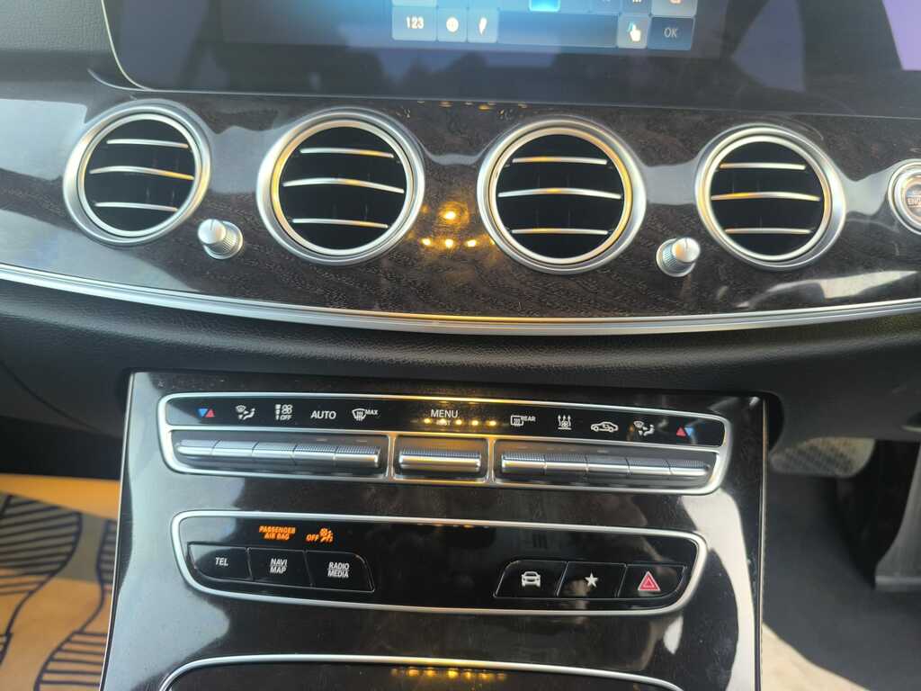 Mercedes-Benz E Class E400d 4Matic Amg Line Night Ed Prem 9G-tronic Black #21