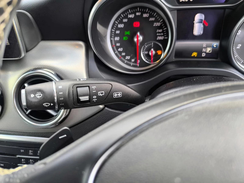 Mercedes-Benz GLA Class Gla 220 Amg Line Premium D 4Matic Silver #21