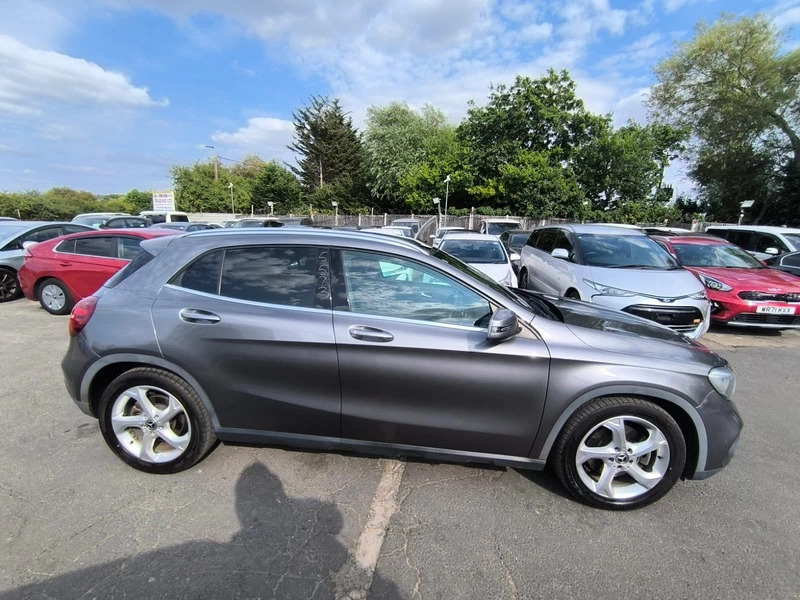 Mercedes-Benz GLA Class 220 2.0 201818 4Matic Amg Sport Grey #5