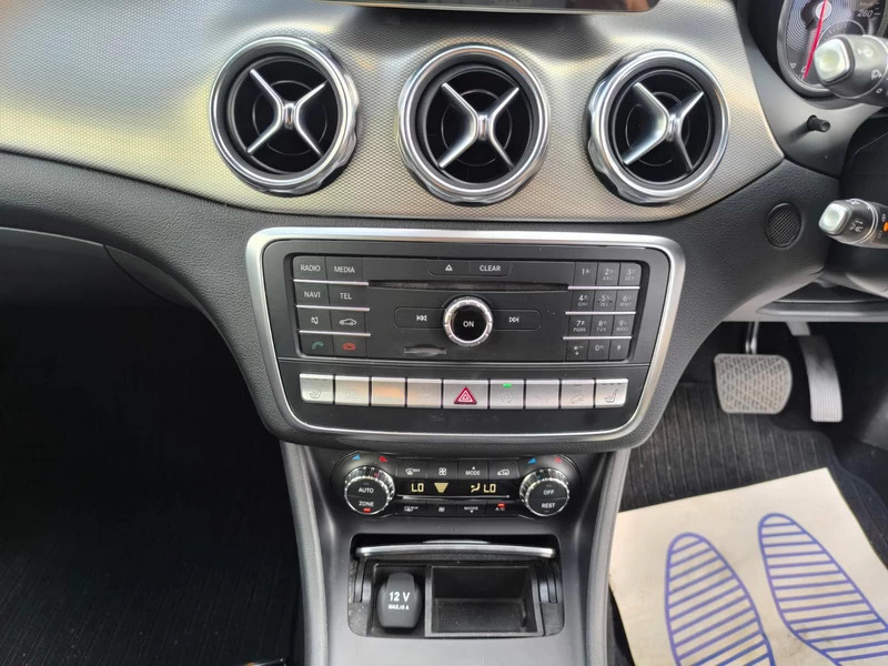 Mercedes-Benz GLA Class Gla 220 Amg Line Premium D 4Matic Silver #14
