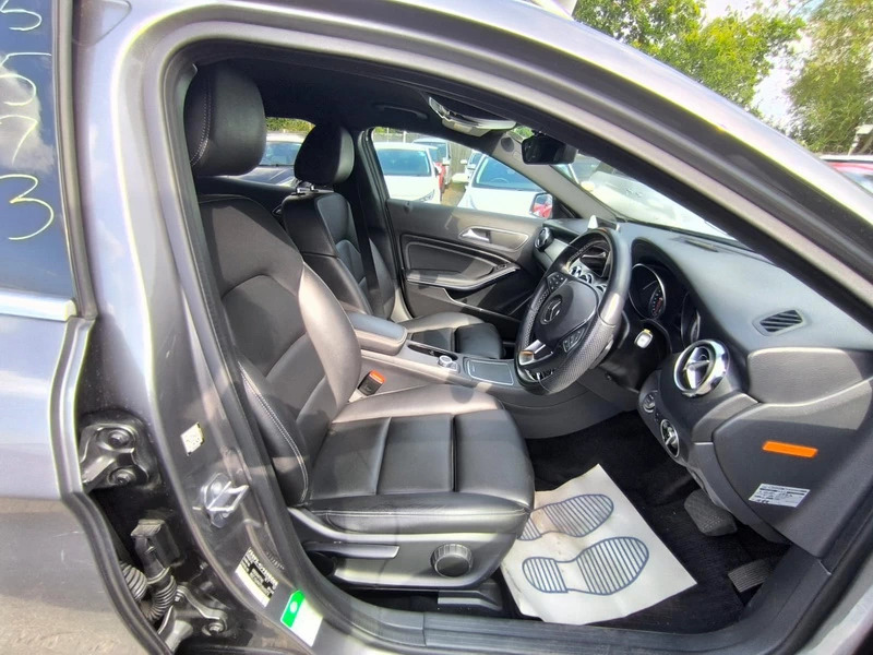 Mercedes-Benz GLA Class Gla 220 Amg Line Premium D 4Matic Silver #8
