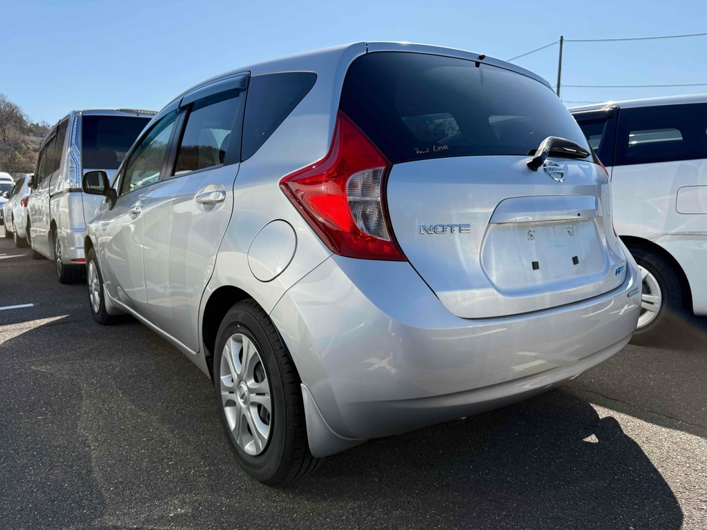 Nissan Note 1.2 201313 5 Seats Ulez Fre Silver #2