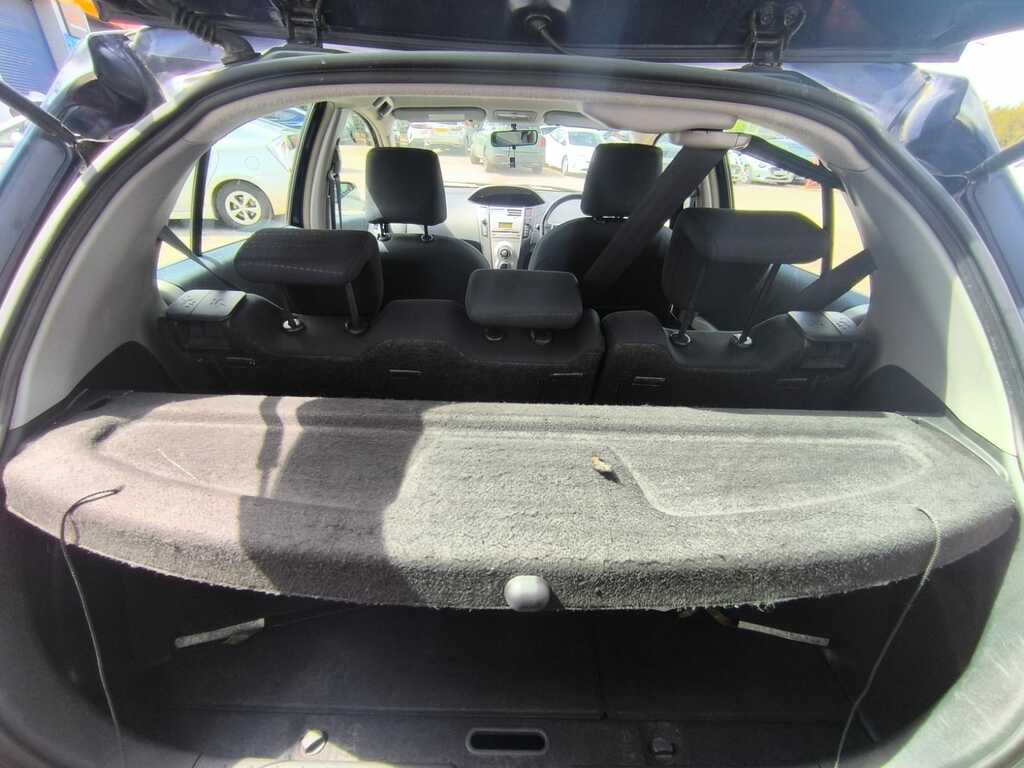 Toyota Yaris Hatchback 1.4 D-4d Tr 2008 Grey #29