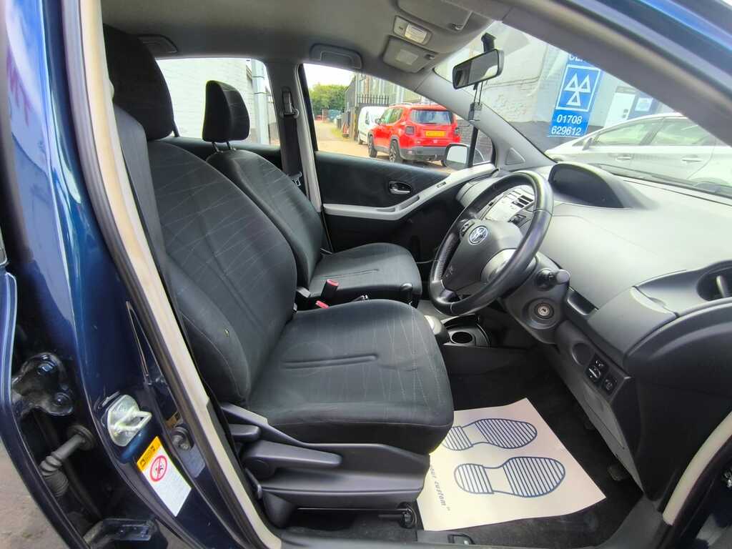 Toyota Yaris Hatchback 1.4 D-4d Tr 2008 Grey #9