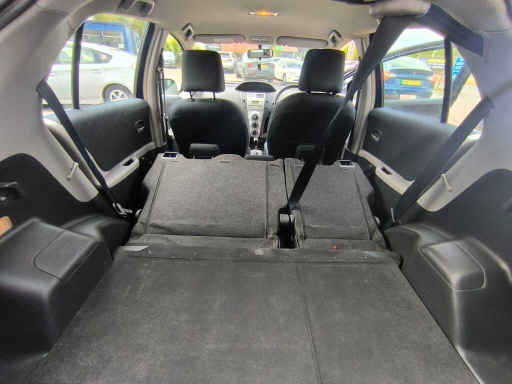 Toyota Yaris Hatchback 1.4 D-4d Tr 2008 Grey #31