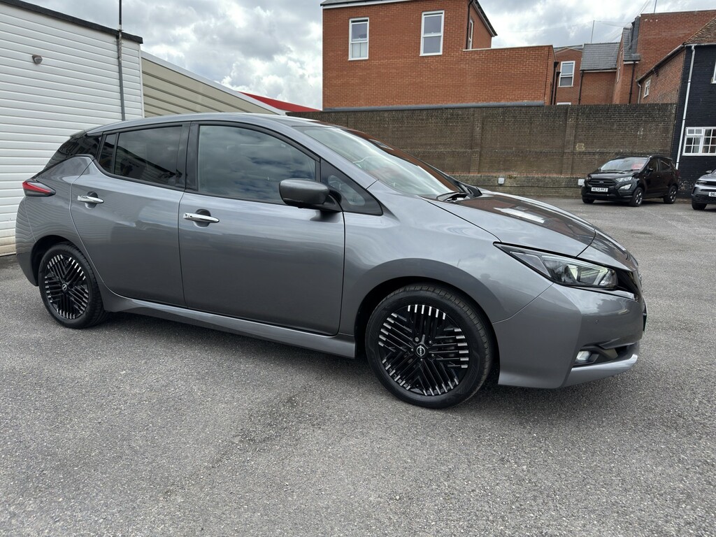 Nissan Leaf Hatchback 39Kwh N-connecta 2023  #4