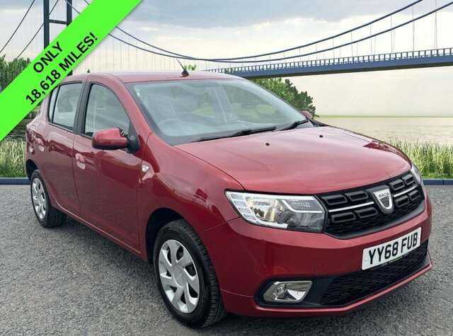 Dacia Sandero 0.9 Tce Comfort Hatchback Euro 6 Red