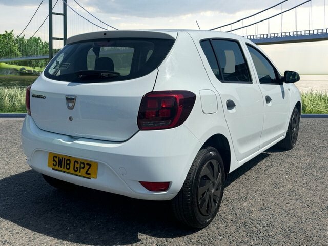 Dacia Sandero 1.0 Sce Ambiance Hatchback Euro SW18GPZ White #3