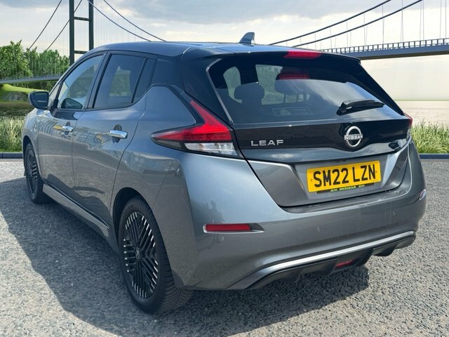 Nissan Leaf 39Kwh N-connecta Hatchback 150 SM22LZN Grey #5
