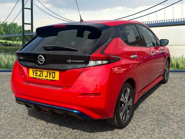 Nissan Leaf 40Kwh Tekna Hatchback 150 Ps YE21JYO Red #3