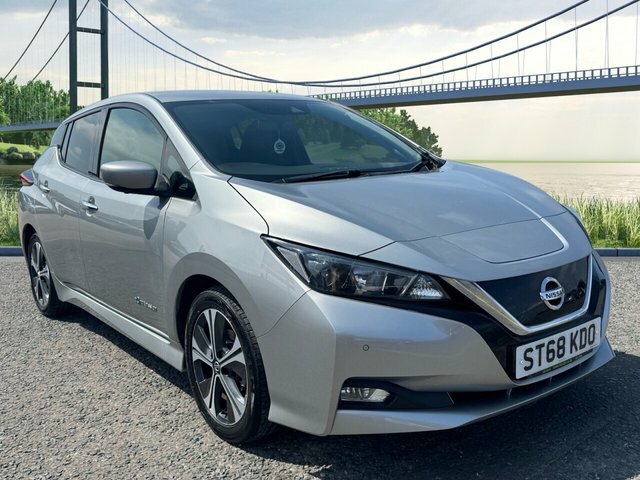 Nissan Leaf 40Kwh N-connecta Hatchback 150 Silver