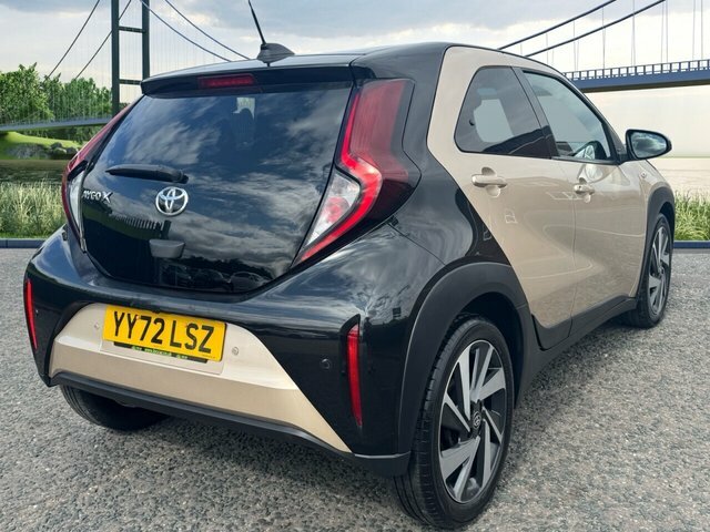 Toyota Aygo X 1.0 Vvt-i Edge Hatchback Euro 6 Beige #3