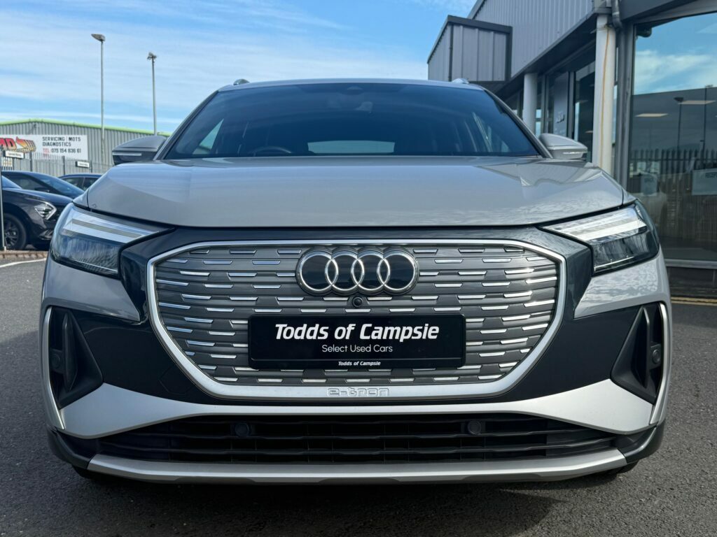 Audi Q4 E Tron 40 S Line Suv 82Kwh 204 Ps MA71VBX Grey #2