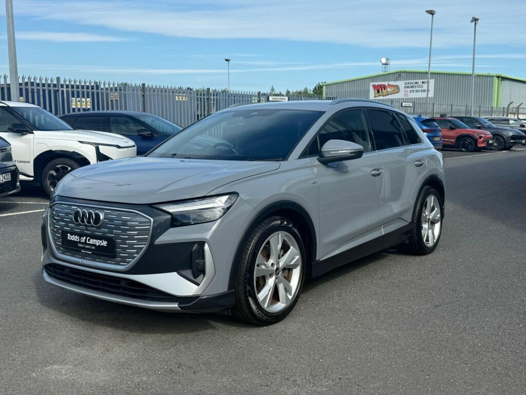 Audi Q4 E Tron 40 S Line Suv 82Kwh 204 Ps MA71VBX Grey #3