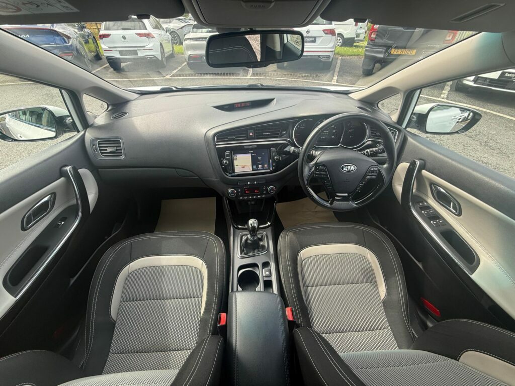 Kia  1.25 2 Euro 6 Ss Black #10