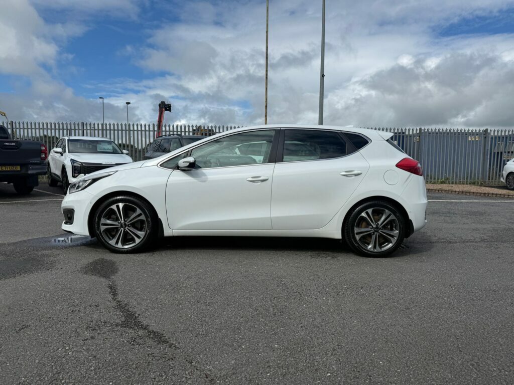 Kia  1.25 2 Euro 6 Ss Black #4