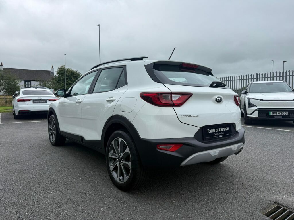Kia Stonic 1.4 Mpi 2 White #5