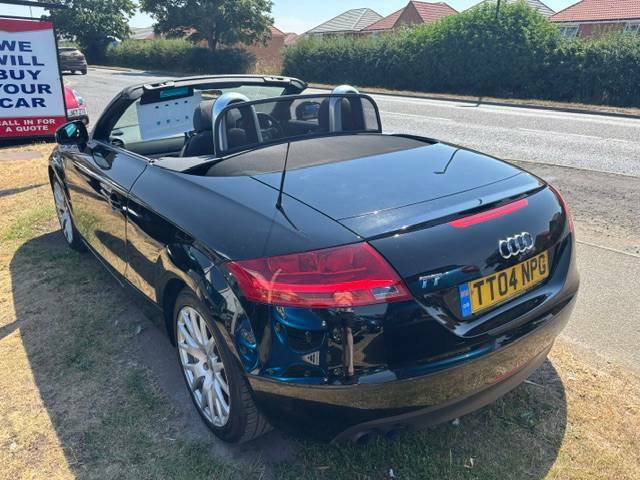 Audi TT 1.8T Fsi Black #2