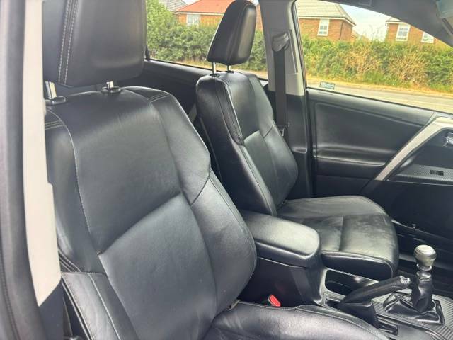 Toyota Rav 4 2.2 D-4d Invincible Black #5
