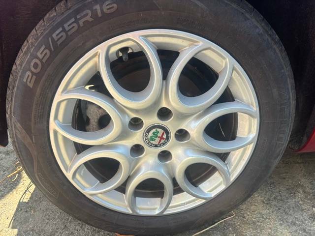 Alfa Romeo Giulietta 1.4 Tb Multiair Speciale Grey #9
