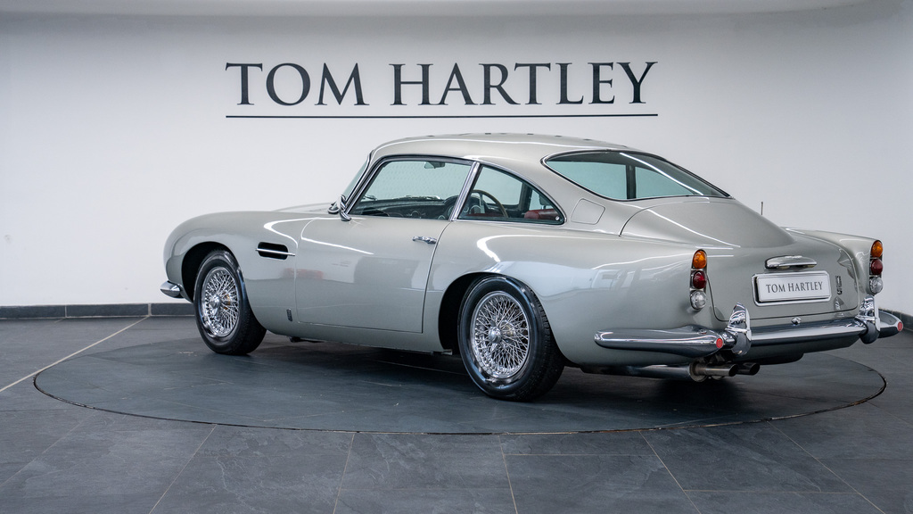 Aston Martin DB5 Coupe CJW585B Silver #4