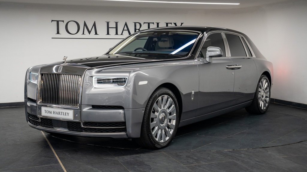 Rolls-Royce Phantom V12 Black #15