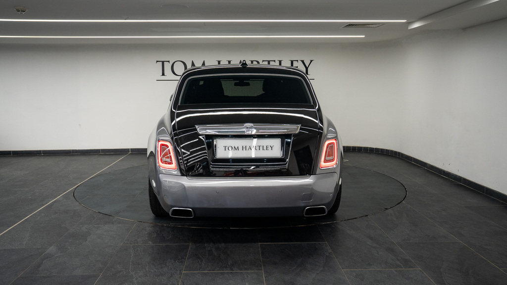 Rolls-Royce Phantom VIII Black #6